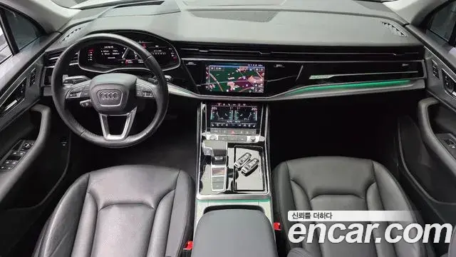 Audi Q7 2022 — Photo 7/20