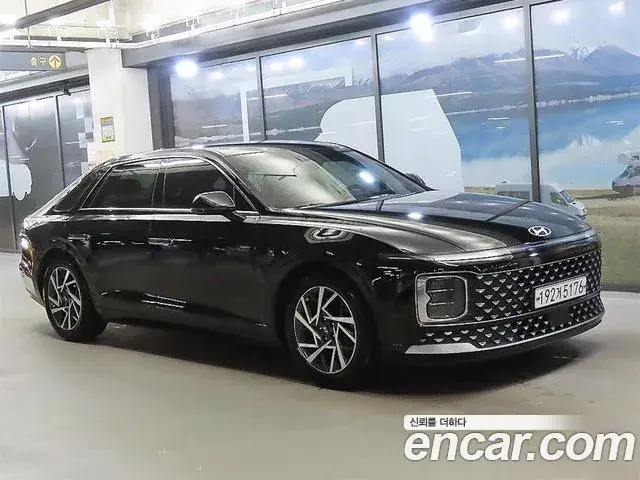 Hyundai Grandeur 2023 — Фото 19/19