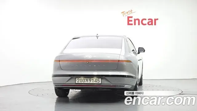 Hyundai Grandeur 2023 — Photo 4/20