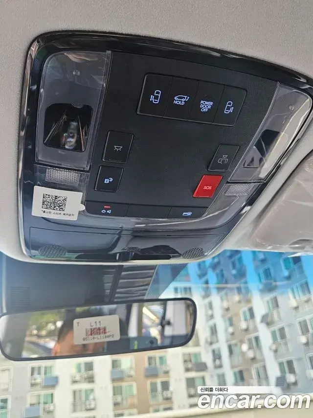 Hyundai Staria 2025 — Photo 13/20