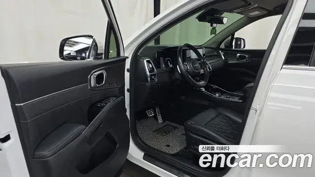 Kia Sorento 2022 — Фото 9/20