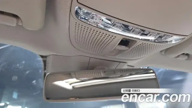 Mercedes-Benz E-Class 2018 — Фото 17/20