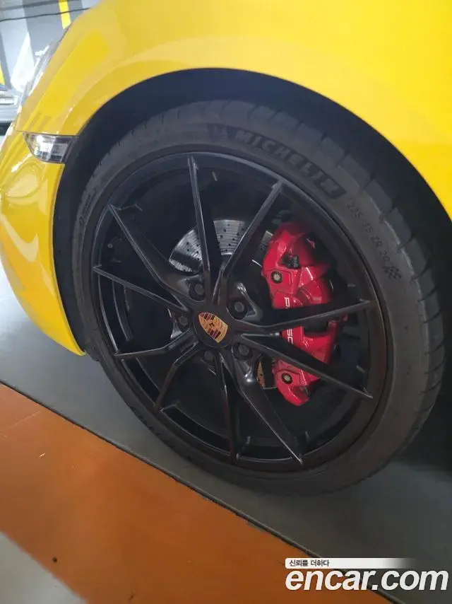 Porsche 718 Boxster 2018 — Photo 13/14