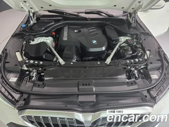 BMW 5 Series 2023 — Photo 5/20