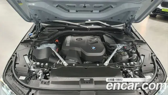 BMW 5 Series 2024 — Photo 6/20