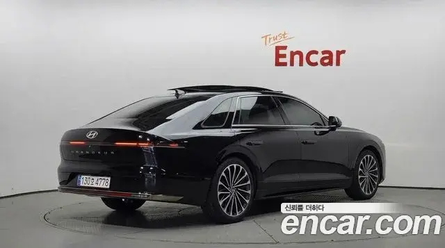 Hyundai Grandeur 2023 — Photo 2/20