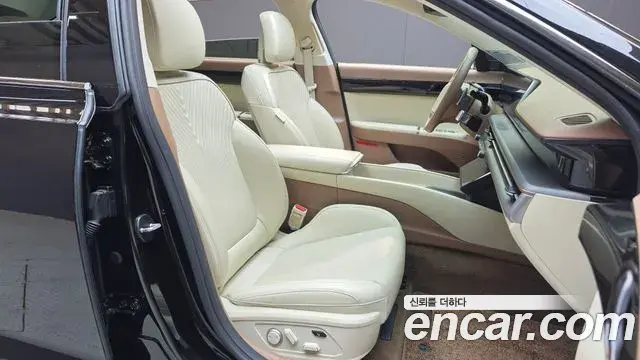 Hyundai Grandeur 2023 — Photo 12/20