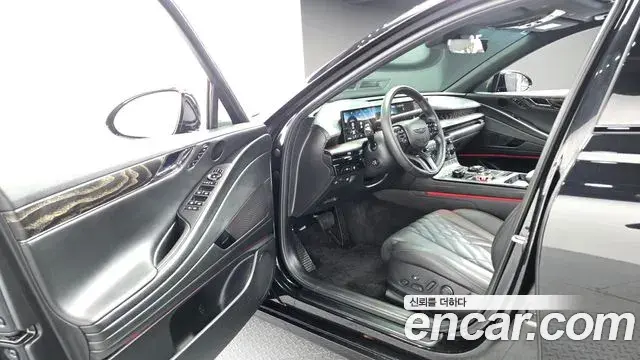Genesis Electrified G80 2025 — Photo 9/20