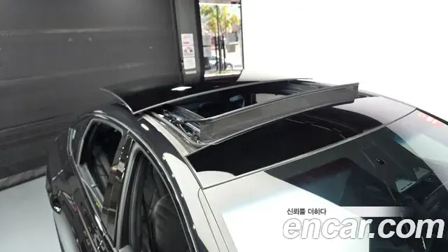 Genesis Electrified G80 2025 — Photo 18/20