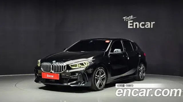 BMW 1 Series 2021 — Şəkil 1/20