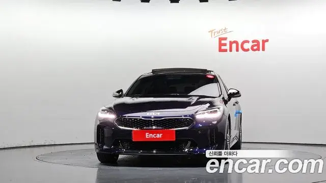 Kia Stinger 2021 — Photo 3/20