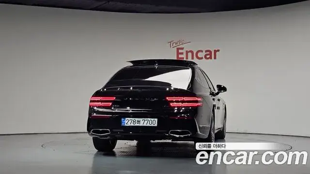 Genesis Electrified G80 2025 — Photo 4/20