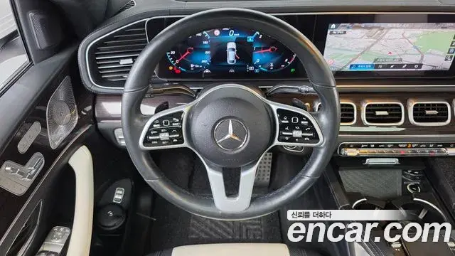 Mercedes-Benz GLE-Class 2020 — Фото 14/20