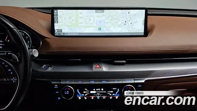 Genesis Electrified G80 2023 — Photo 18/20