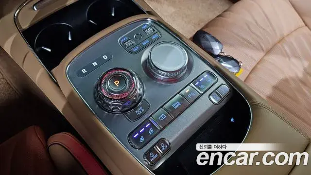 Genesis G90 2024 — Photo 9/20
