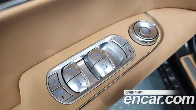 Genesis G90 2024 — Photo 13/20