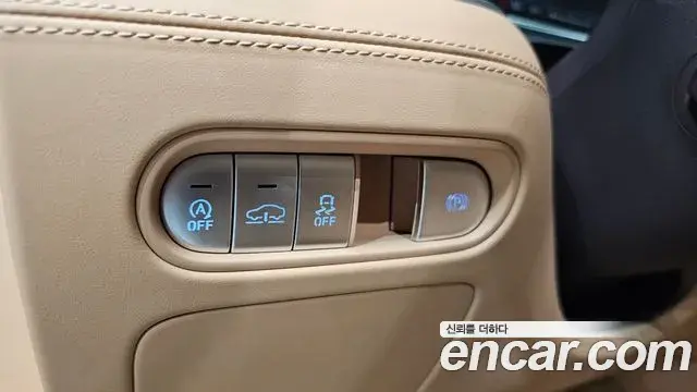 Genesis G90 2024 — Photo 14/20