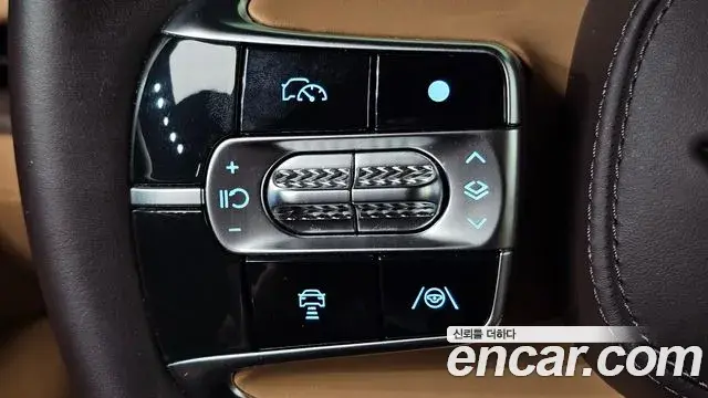 Genesis G90 2024 — Photo 19/20