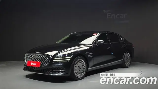 Genesis Electrified G80 2022 — Photo 1/20