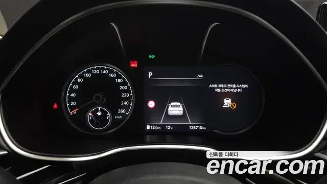Genesis Electrified G80 2022 — Photo 8/20