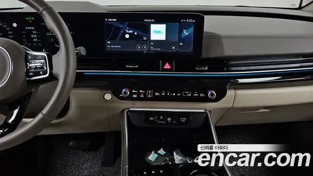 Kia Carnival 2024 — Photo 14/20