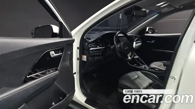 Kia Niro 2021 — Photo 10/20