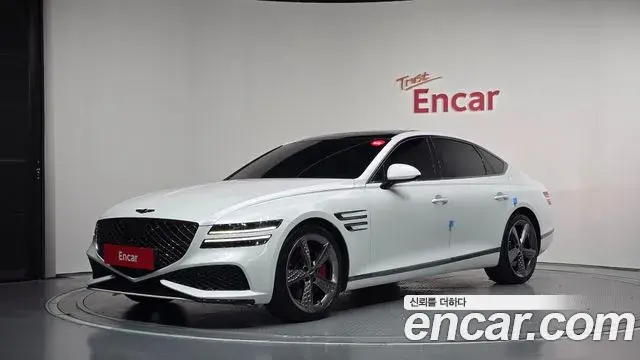 Genesis Electrified G80 2022 — Photo 1/20
