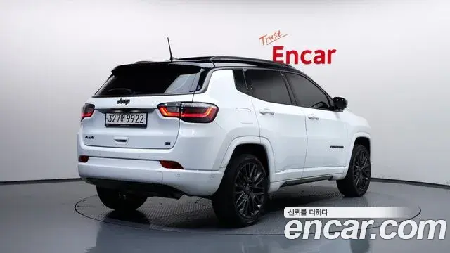 Jeep Compass 2022 — Photo 2/20