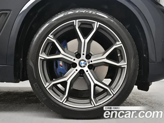BMW X5 2022 — Photo 4/20