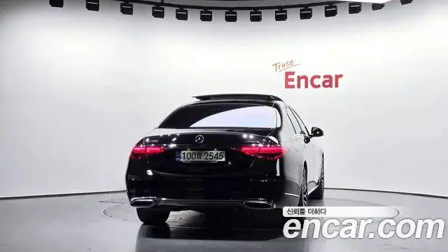 Mercedes-Benz S-Class 2022 — Photo 4/20