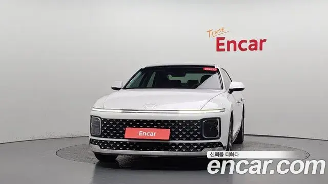Hyundai Grandeur 2023 — Photo 3/20