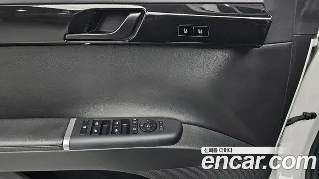 Hyundai Grandeur 2023 — Photo 19/20