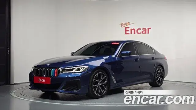 BMW 5 Series 2021 — Şəkil 11/20