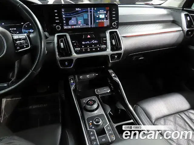 Kia Sorento 2021 — Photo 12/20