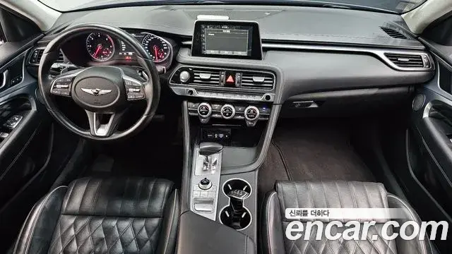 Genesis G70 2018 — Photo 7/20