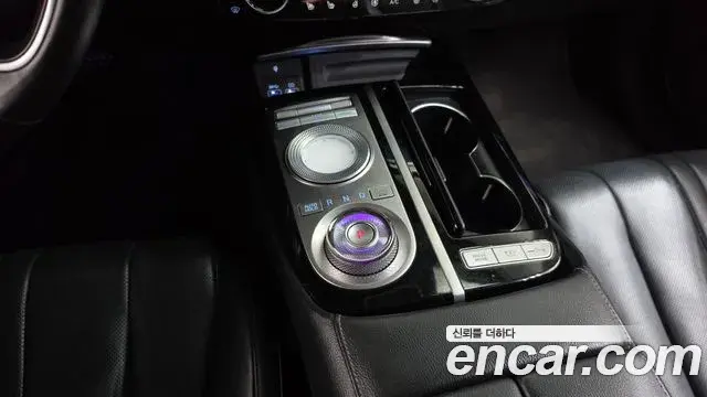 Genesis Electrified G80 2020 — Şəkil 9/20