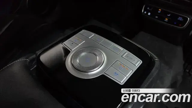 Genesis Electrified G80 2020 — Şəkil 18/20