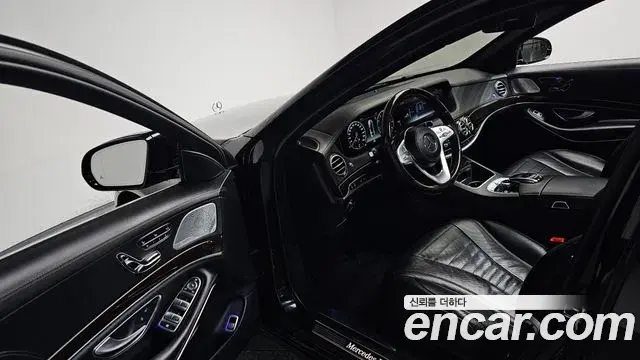 Mercedes-Benz S-Class 2019 — Photo 10/20