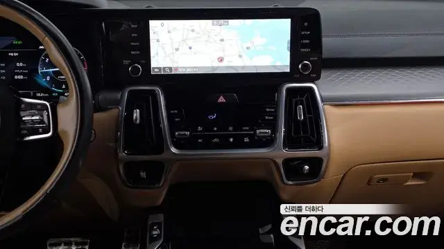 Kia Sorento 2023 — Şəkil 13/20