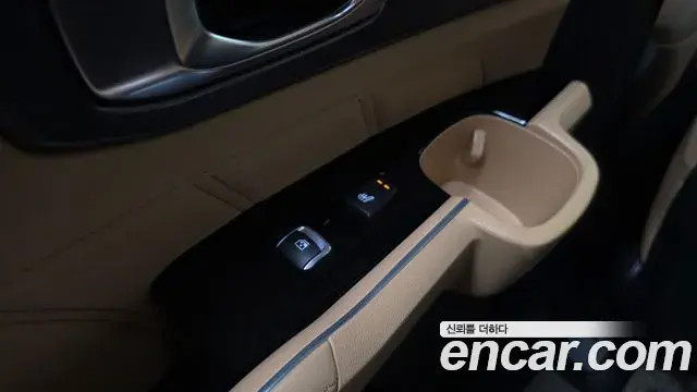 Kia Sorento 2023 — Şəkil 18/20
