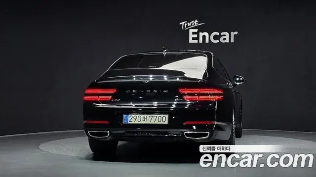 Genesis Electrified G80 2020 — Photo 4/20