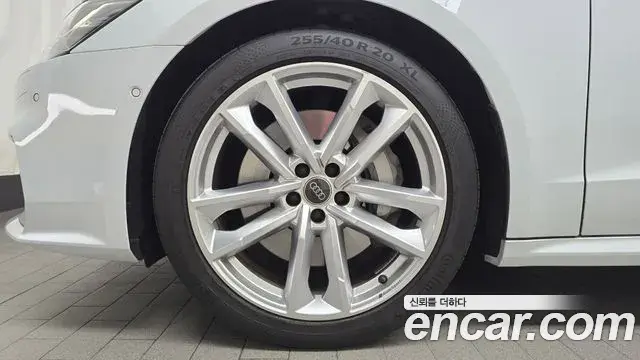 Audi A7 2025 — Photo 5/20
