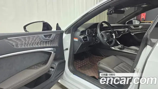 Audi A7 2025 — Photo 10/20
