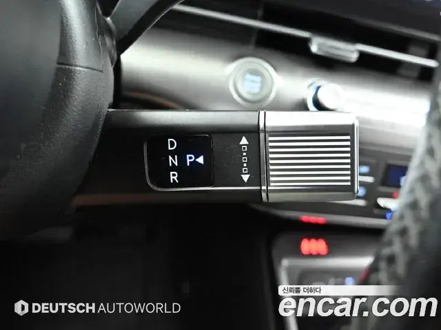 Hyundai Kona 2023 — Фото 13/20