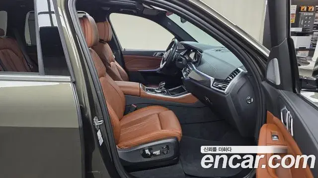BMW X5 2023 — Photo 11/20