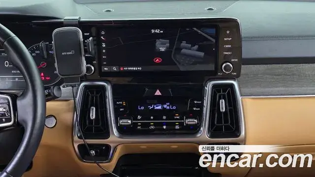 Kia Sorento 2020 — Photo 17/20