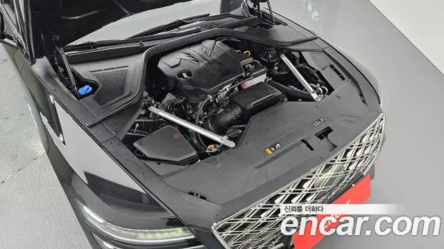 Genesis Electrified G80 2025 — Photo 6/20