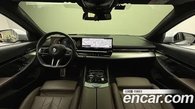 BMW 5 Series 2023 — Photo 3/20