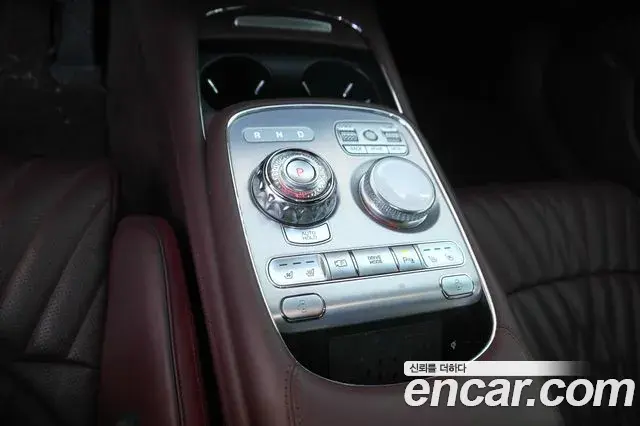 Genesis G90 2022 — Şəkil 10/19