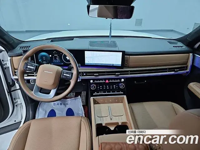 Hyundai Santa Fe 2023 — Photo 6/20